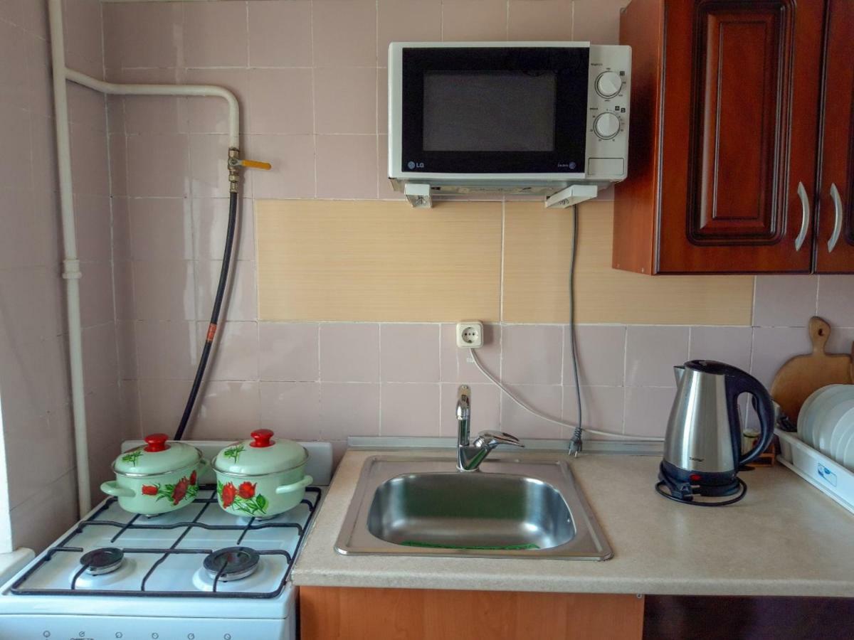 Apartment On Livoberezna Metro Station キエフ エクステリア 写真